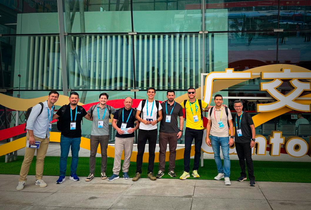 Executivos do Grupo Bild durante viagem a China
